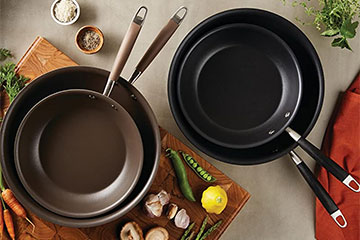 Hard anodized cookware